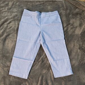 Time and Tru Light Blue Women's Capris